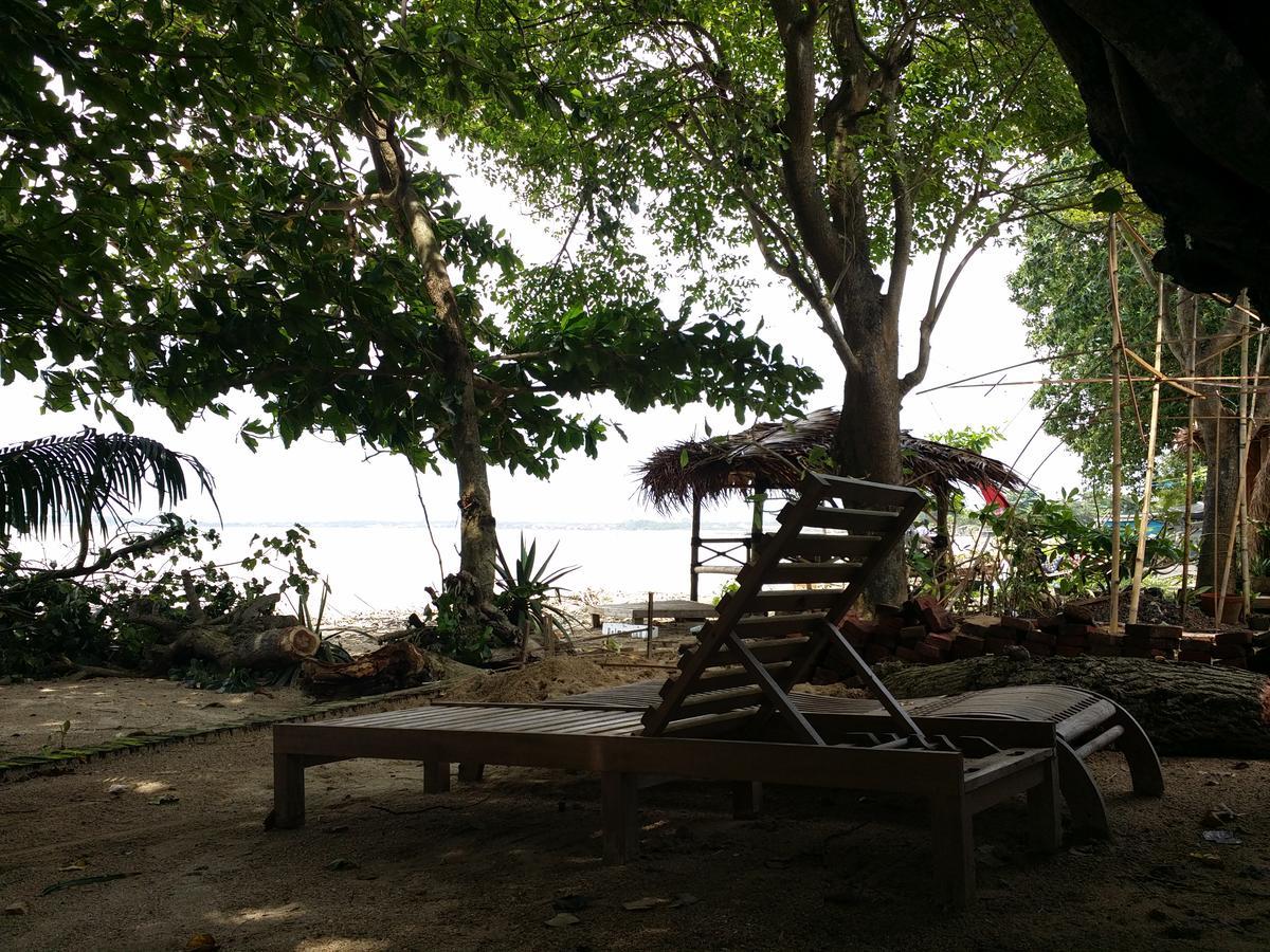 Villa Isabella Putri B&B Jepara Zewnętrze zdjęcie
