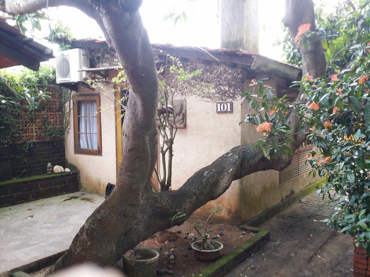 Villa Isabella Putri B&B Jepara Zewnętrze zdjęcie