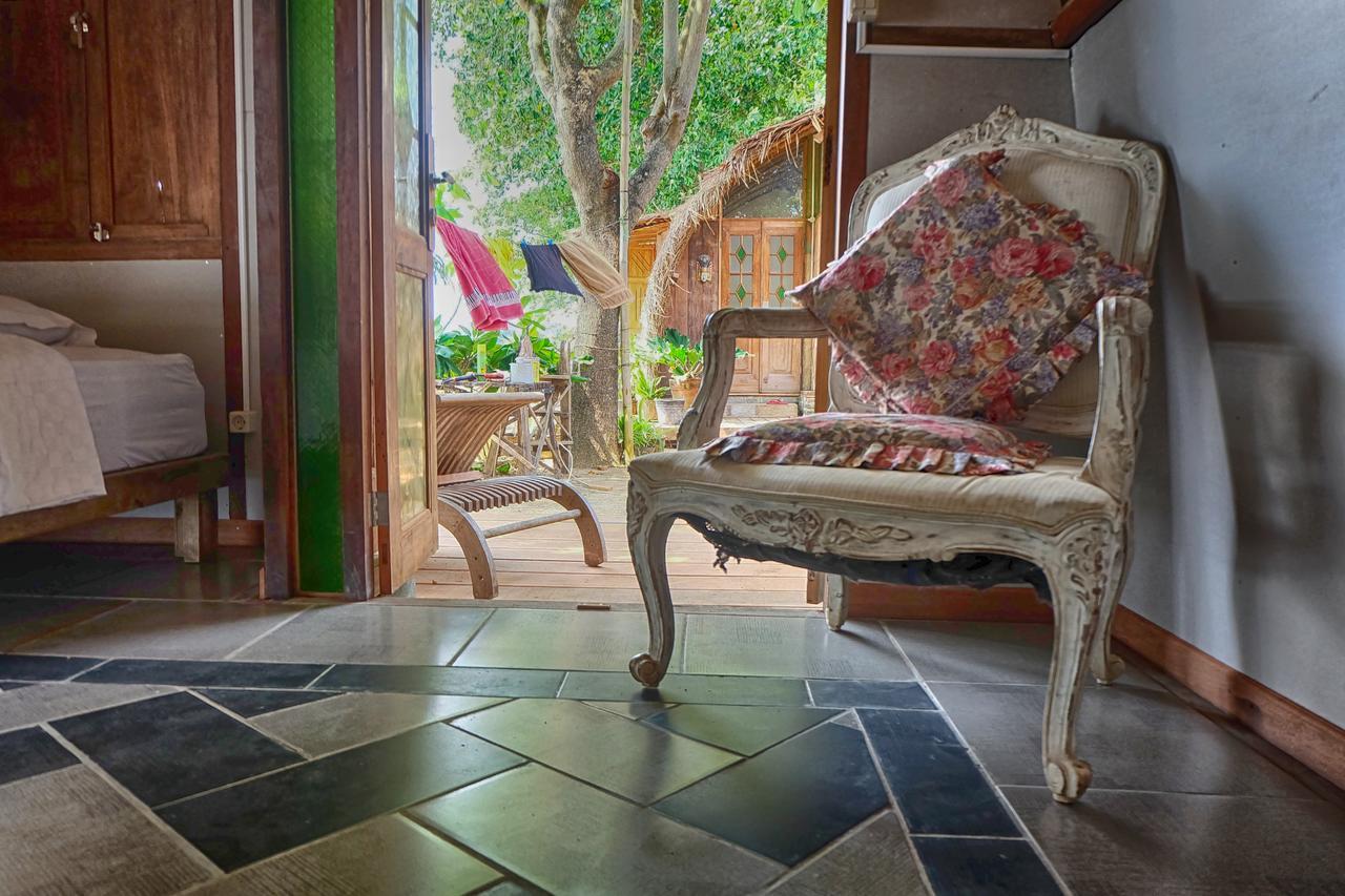 Villa Isabella Putri B&B Jepara Zewnętrze zdjęcie
